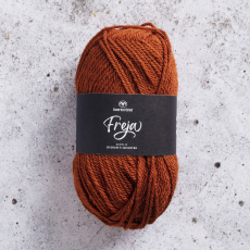 Freja 50g rusty brown