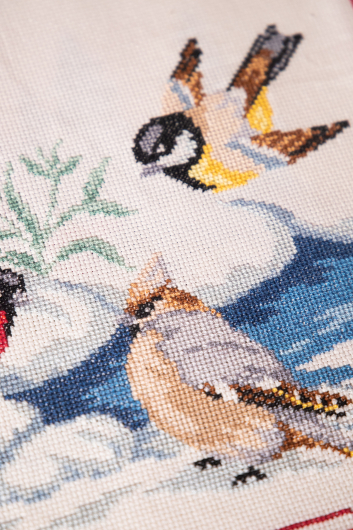 Vögel in einer Winterlandschaft - Tischläufer