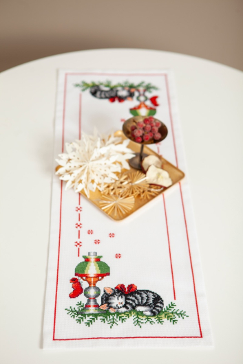 Katze mit Lampe - Tischläufer