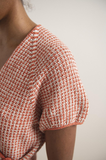 Hällevik - gestrickte Wickelbluse