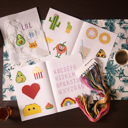 Stickset - bunte Motive und Buchstaben