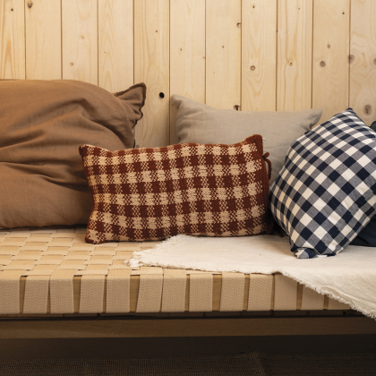 Hazelwood Halo Pillow - Tartan Kissen