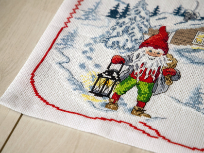 Wichtel mit Lampe - Tischläufer