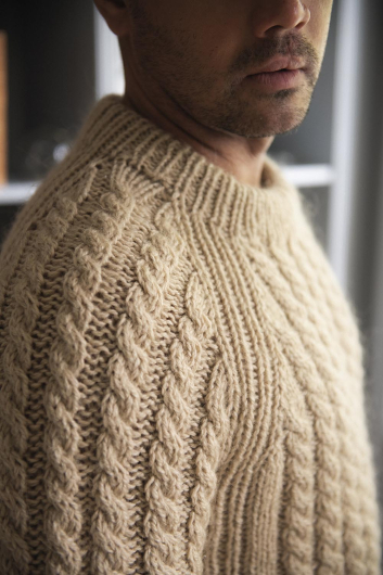 Williamsburg Classic - Herrenpullover mit Zopfmuster