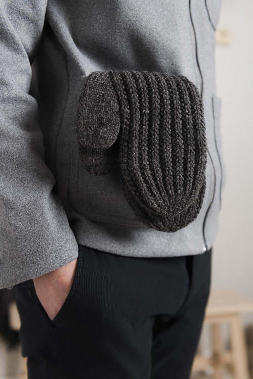 London - Fäustlinge im Strukturmuster