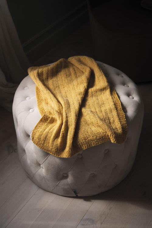 Mölle - gestrickte Babydecke mit Rippenmuster