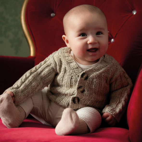 Gladiolus - Babystrickjacke mit Zopfmuster